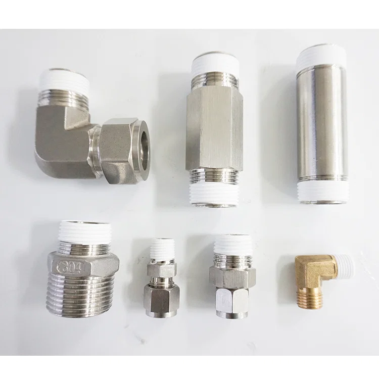 Esempio di esposizione di filettature per tubi, avvolgitrice per nastro in PTFE, filettatura per tubi, avvolgitrice per nastro in teflon, avvolgitrice per raccordi per valvole, avvolgitrice per nastro in PTFE, avvolgitrice per nastri in PTFE per raccordi idraulici, avvolgitrice per nastro in teflon per raccordi idraulici, connettore per depuratore d'acqua, avvolgitrice per nastro in teflon, raccordi per tubi dell'olio idraulico 