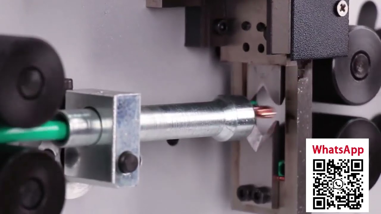 Macchina spellacavi automatica per automazione cablaggi