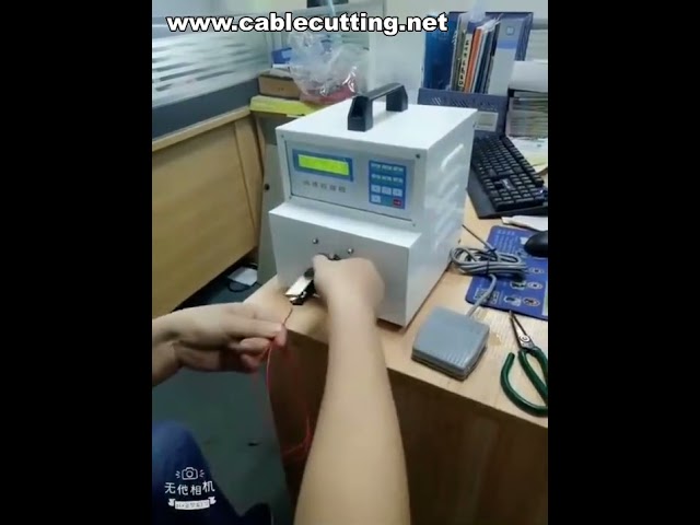 Attorcigliatrice Automatica per Cavi e Fili – Macchina Industriale per Torsione