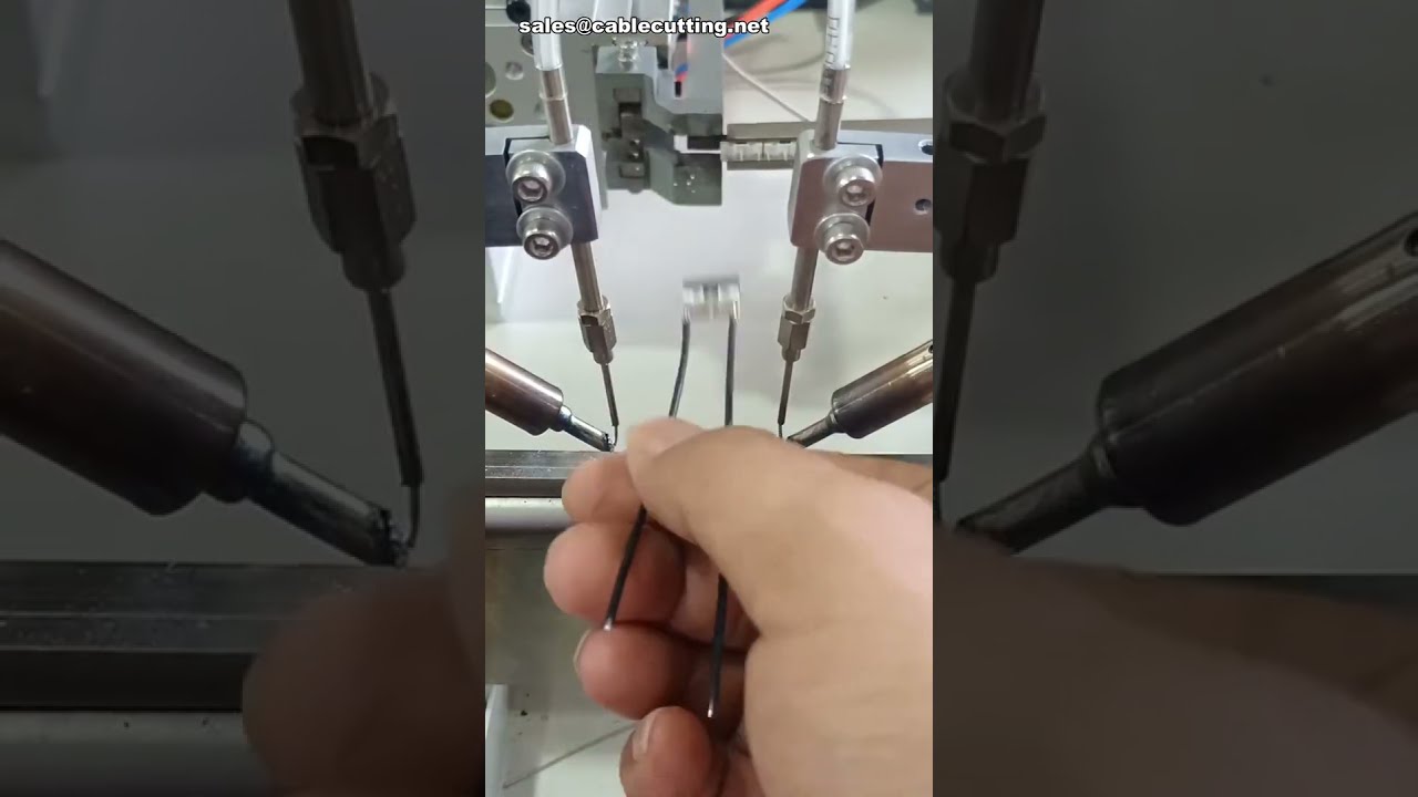Saldatrice automatica per microinterruttori di cinture auto | Precisione e velocità #fabbrica #macchinario