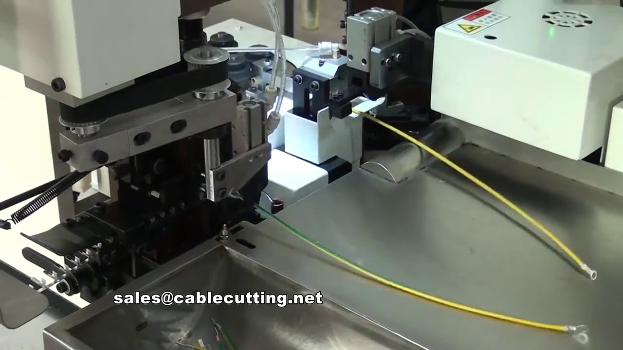 Macchina automatica per spelatura e crimpatura terminali a doppia testa - lavorazione simultanea di entrambe le estremità
