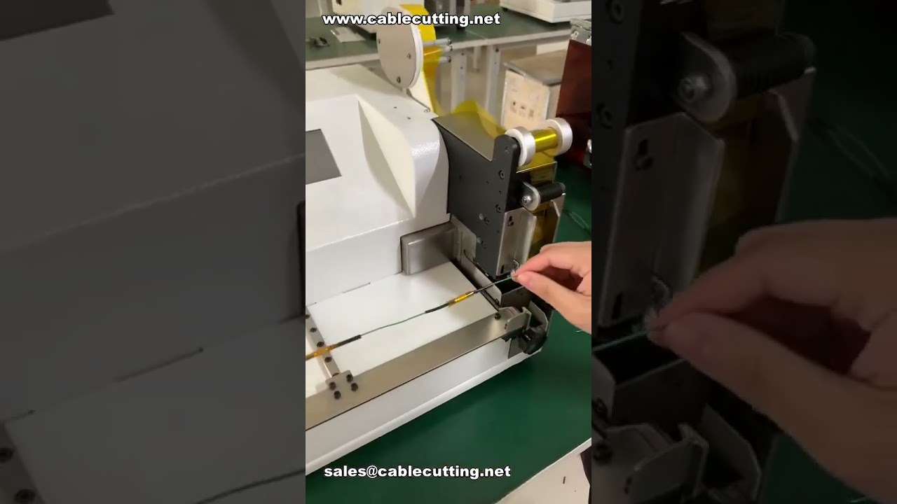 Macchina per Nastratura Spot per Cablaggi Automobilistici | Video in Fabbrica