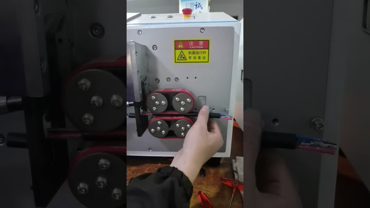 Macchina spellafili professionale per cavi quadrati di grandi dimensioni | Taglio e spelatura fino a 12 mm