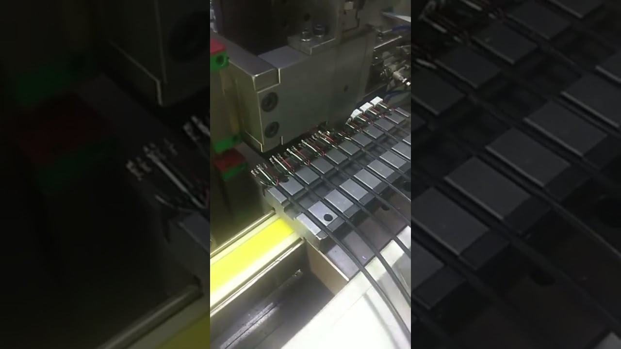 Macchina Inseritrice per Crimpatura Cavi e Inserimento Connettori - Vendita Diretta Fabbrica