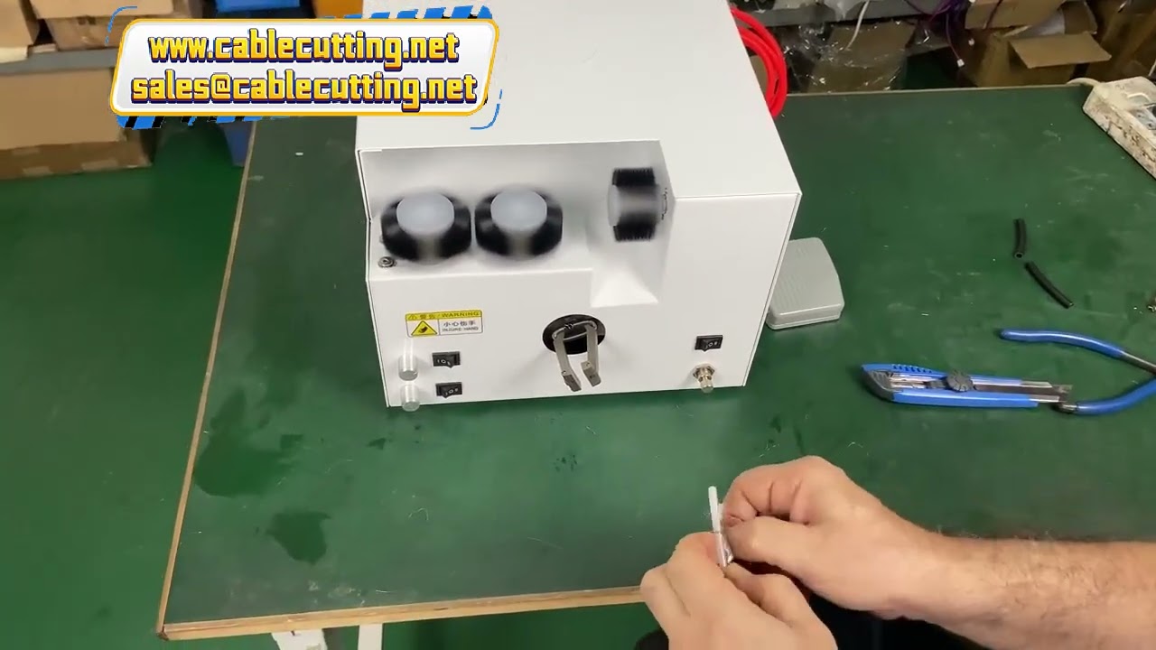Spazzolatrice Automatica per Cavi Schermati e Intrecciati | Attorcigliatrice per Cavi Multifilari