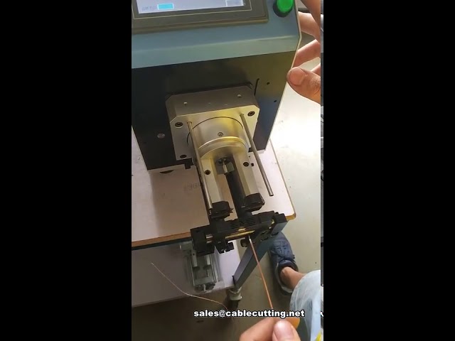 Macchina Compatta per Taglio e Spelatura di Cavi Coassiali e Fili – Spelafili Professionale